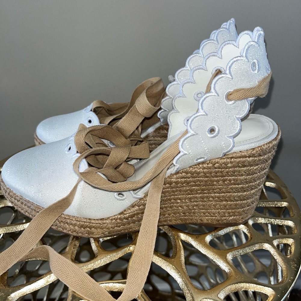 NWOB Larroude Poppy Espadrilles Size 9 - Picture 4 of 7